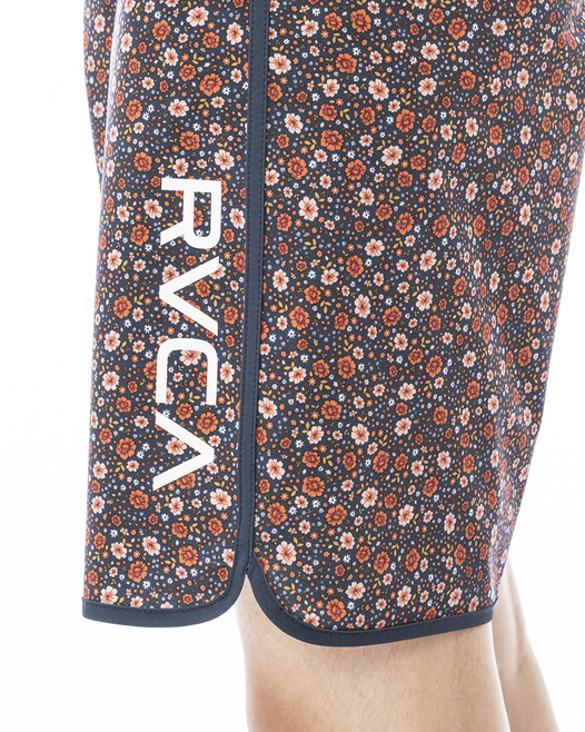 OUTLET】RVCA メンズ 【PERENNIAL】 EASTERN TRUNK 18 ボードショーツ 