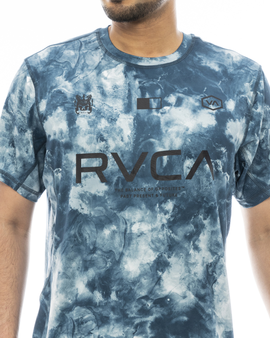 OUTLETタイムセール】RVCA SPORT メンズ VENT RVCA BADGE SS Tシャツ