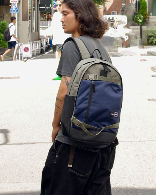 OUTLET】RVCA メンズ CURB SKATE BACKPACK バッグ 29L 【2023年夏